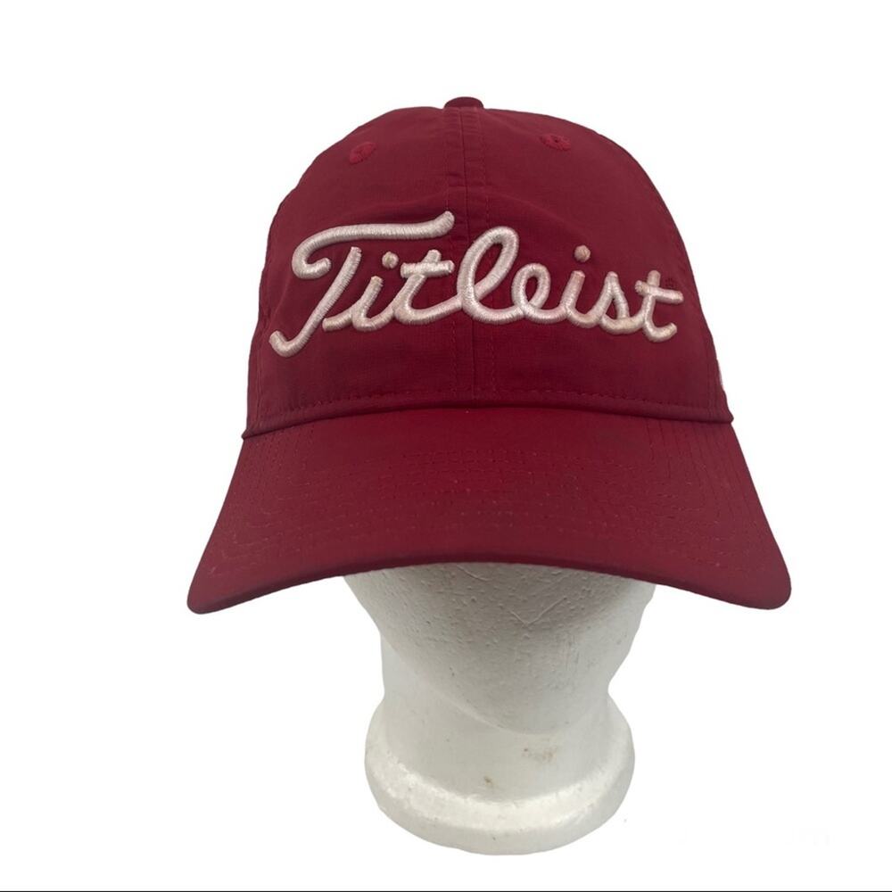 Titleist red cap